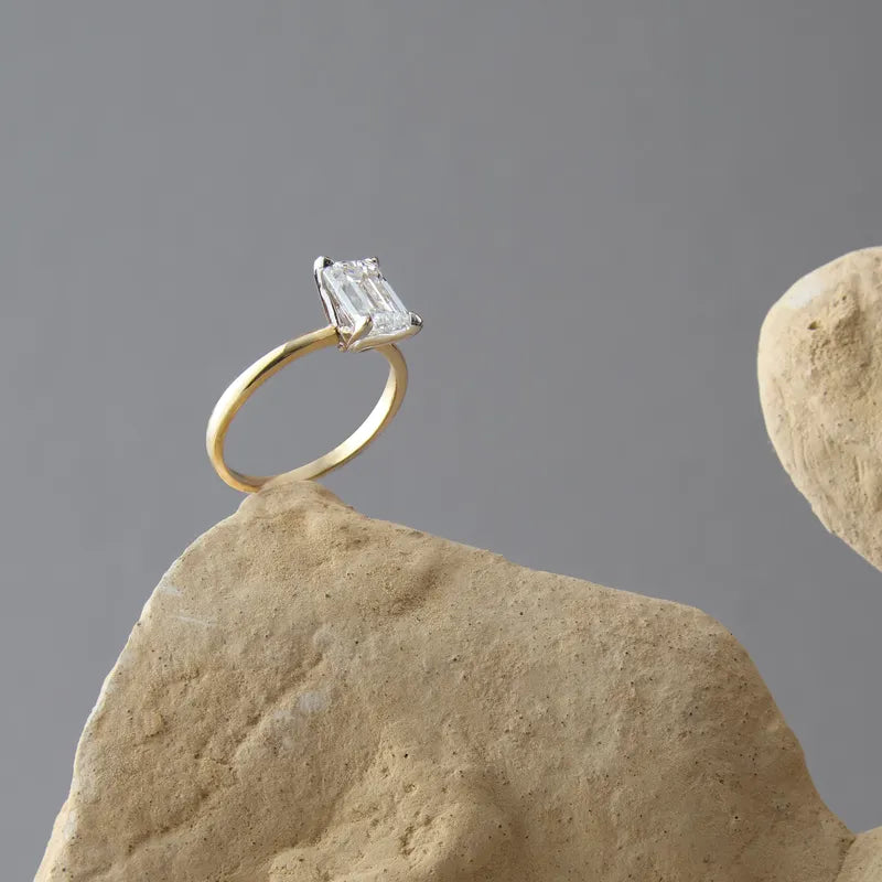 Engagement Rings with Lab-grown Diamonds