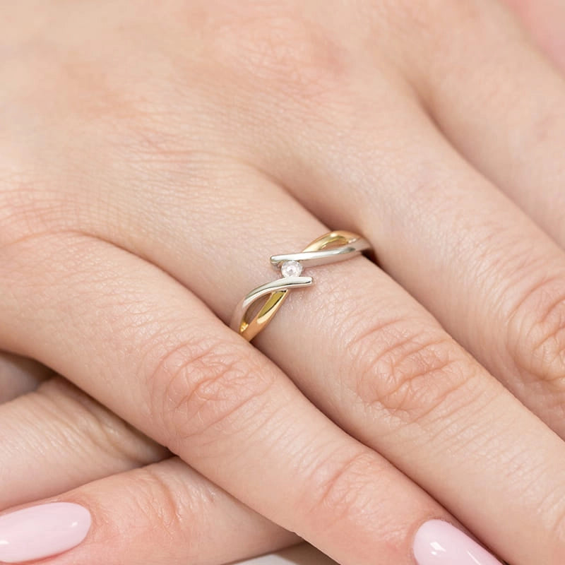 14k (585) Gold Ring | 0.04ct Diamond | GREMARI Jewelry
