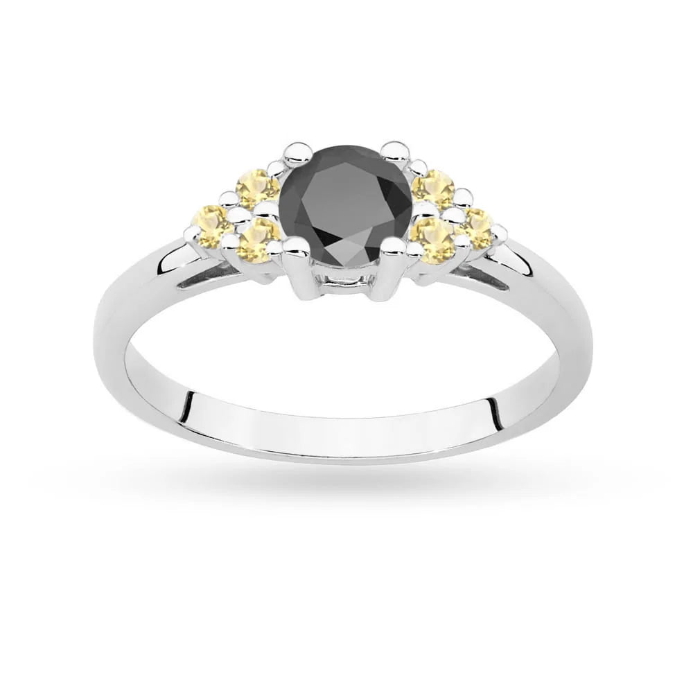 Prsten z bílého zlata 14k(585) s černým diamantem 0,50 ct a šesti bronzovými diamanty. Ideální jako dárek.