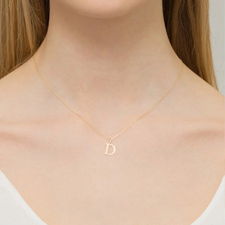 Náhrdelník z 14karátového růžového zlata s diamantem o hmotnosti 0,005 ct. Výborný dárek. Pravost diamantu potvrzuje certifikát.