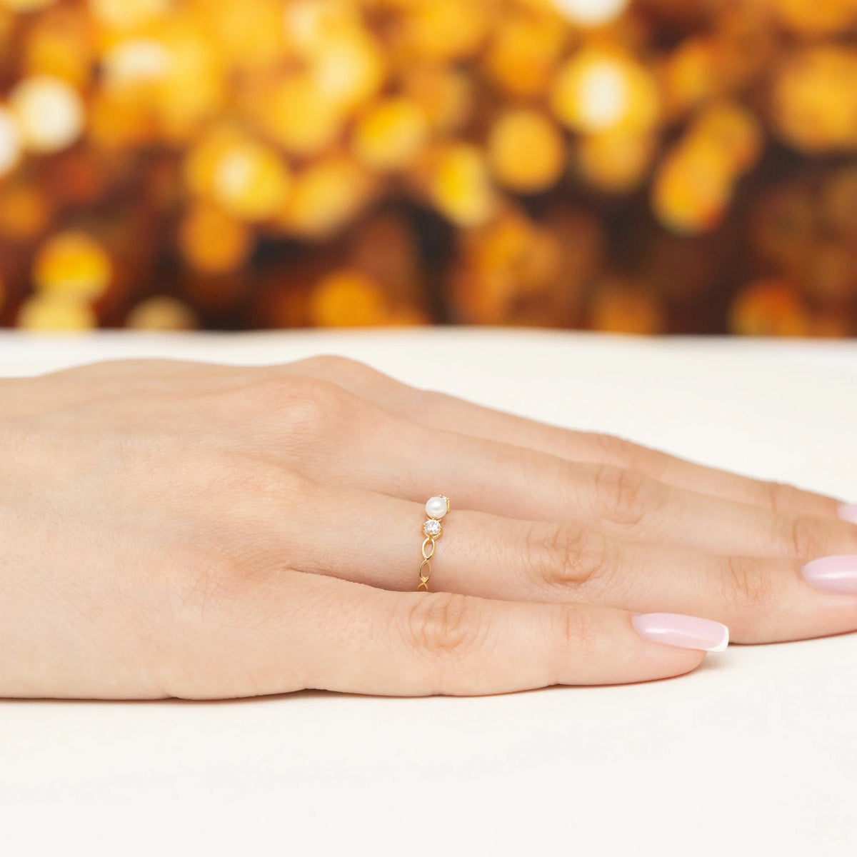 14k Gold (585) Openwork Ring | Pearl & Zirconias |  GREMARI Jewelry