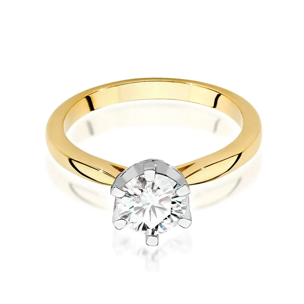Prsten ze žlutého zlata 14k(585) s diamantem 1 ct a postranními diamanty 0,06 ct. Skvělý jako dárek.