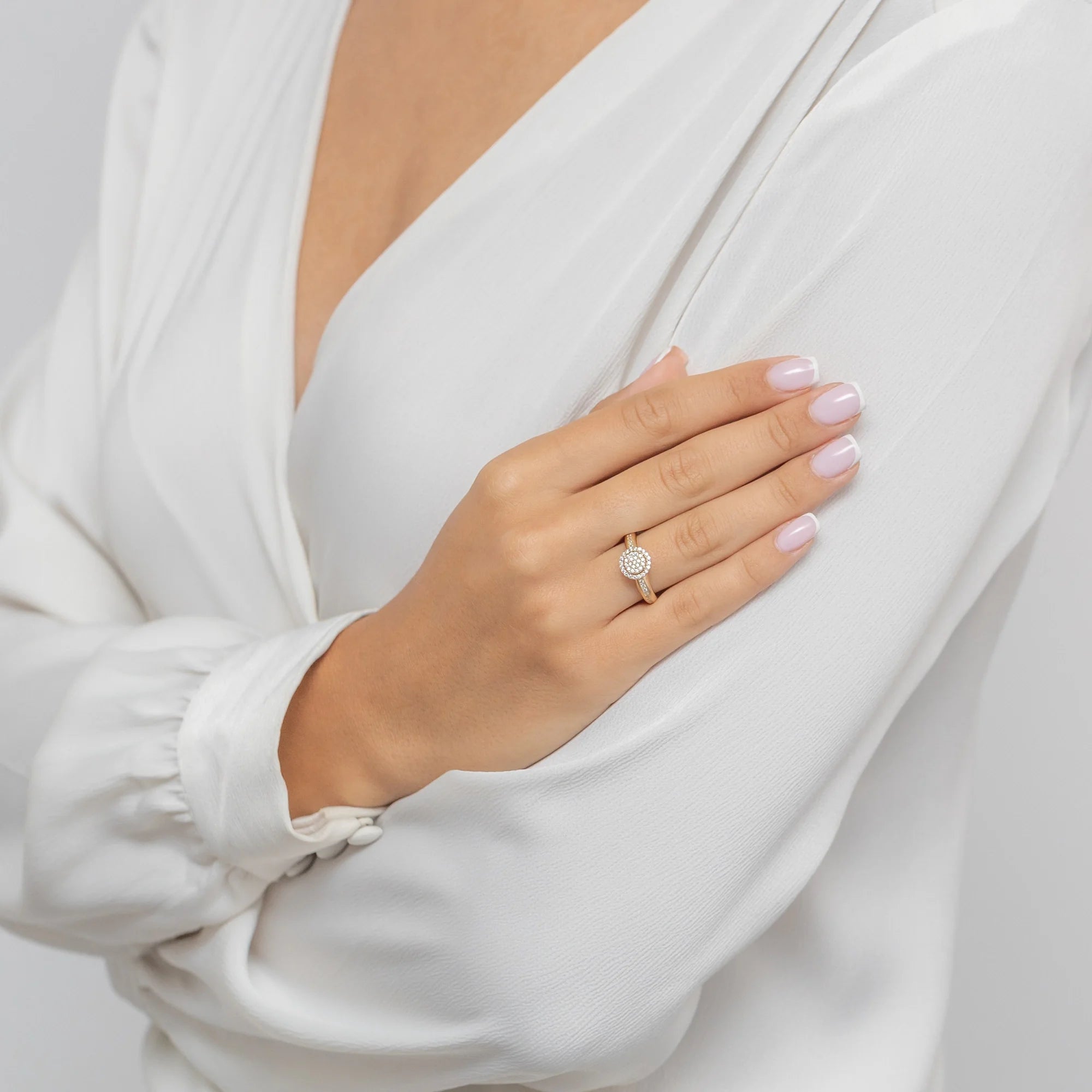 Prsten ze 14karátového zlata (585) | Sada zirkonií | Šperky GREMARI