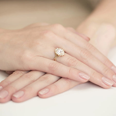 Gold 14k(585) ring with 0,70ct and 0,28ct lab diamond.  Is packaged in an elegant box, which is perfect for a gift.