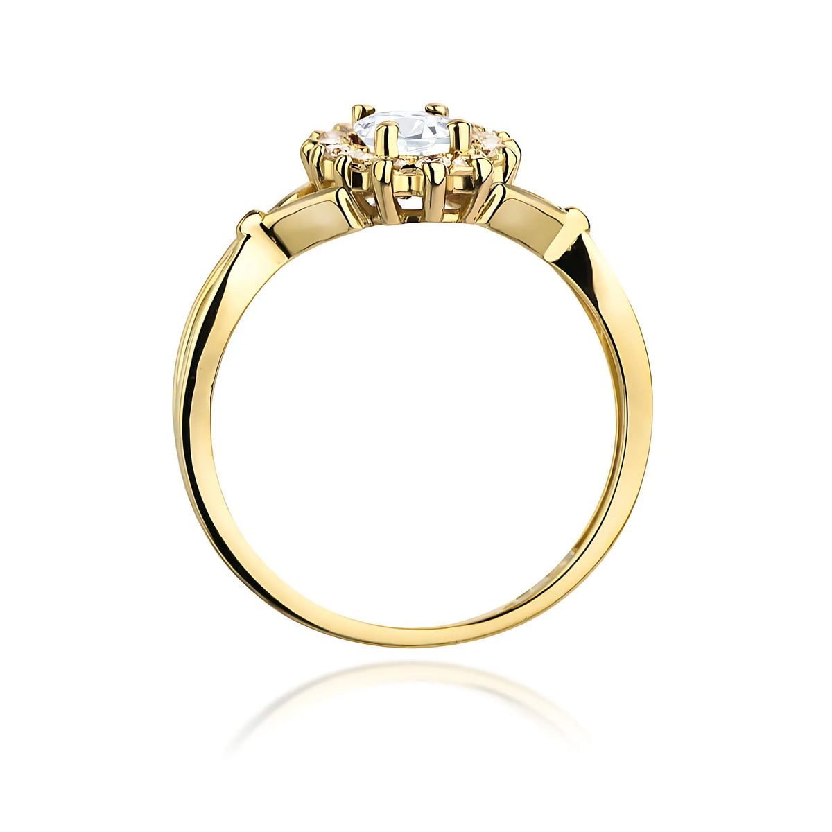 Gold 14k(585) ring with 0,70ct and 0,28ct lab diamond.  Is packaged in an elegant box, which is perfect for a gift.