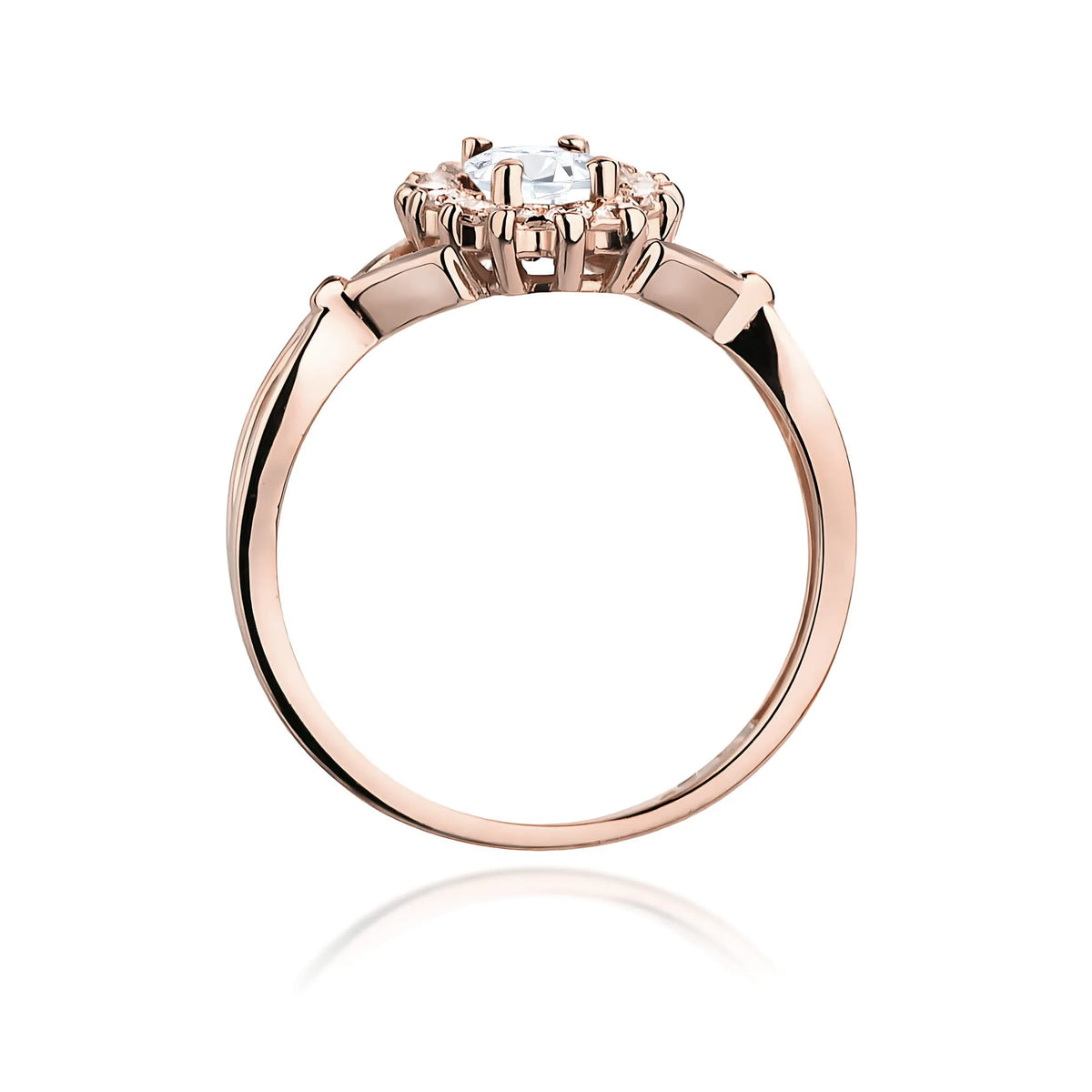 Rose Gold 14k(585) ring with 0,70ct and 0,28ct lab diamond.  Is packaged in an elegant box, which is perfect for a gift.