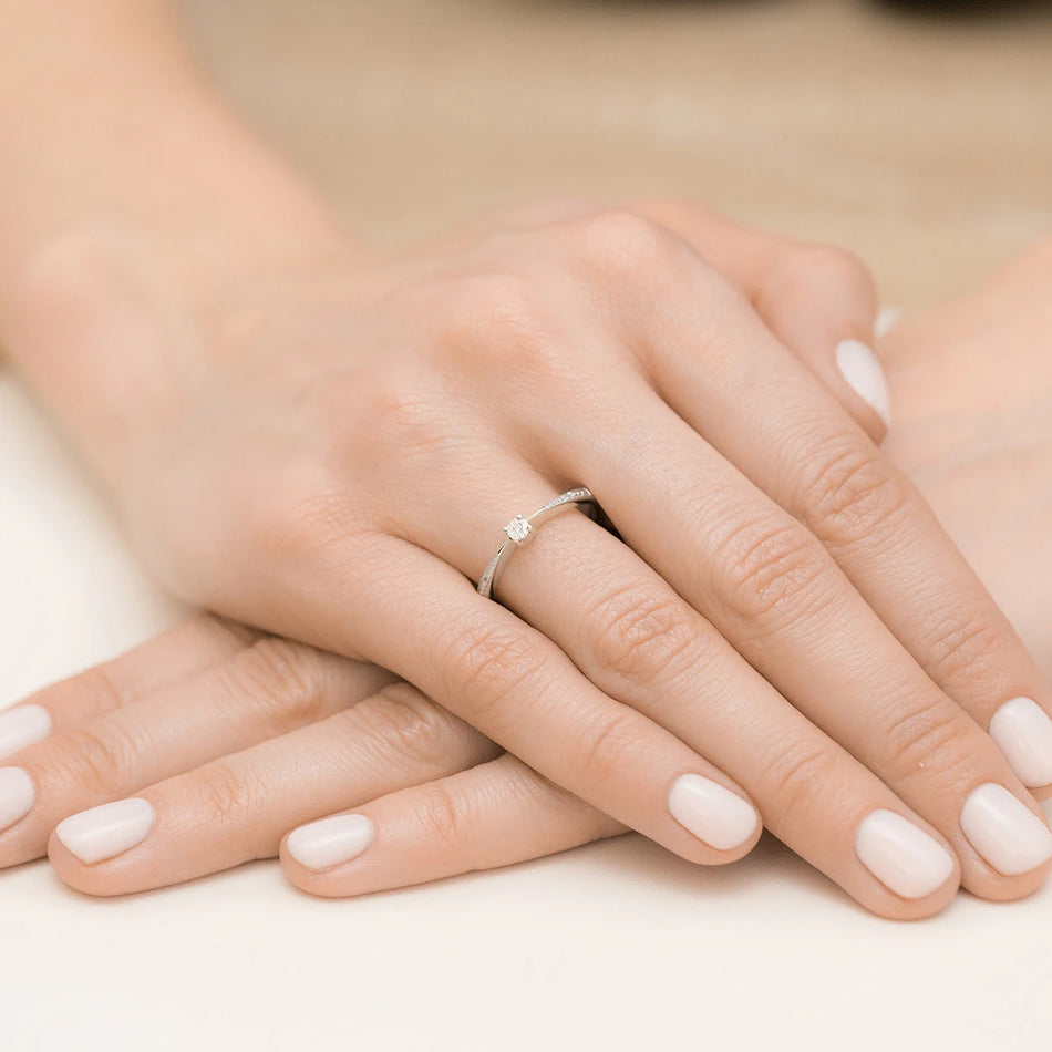 14K (585) White Gold Ring | 0.02ct Diamonds | GREMARI Jewelry