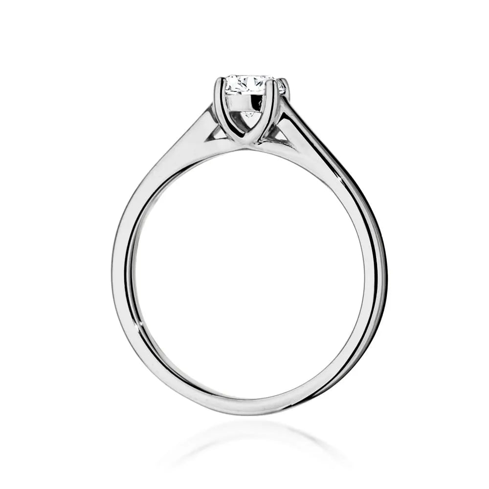 Prsten z bílého zlata 14k(585) s diamantem 0,40 ct. Perfektní jako dárek.