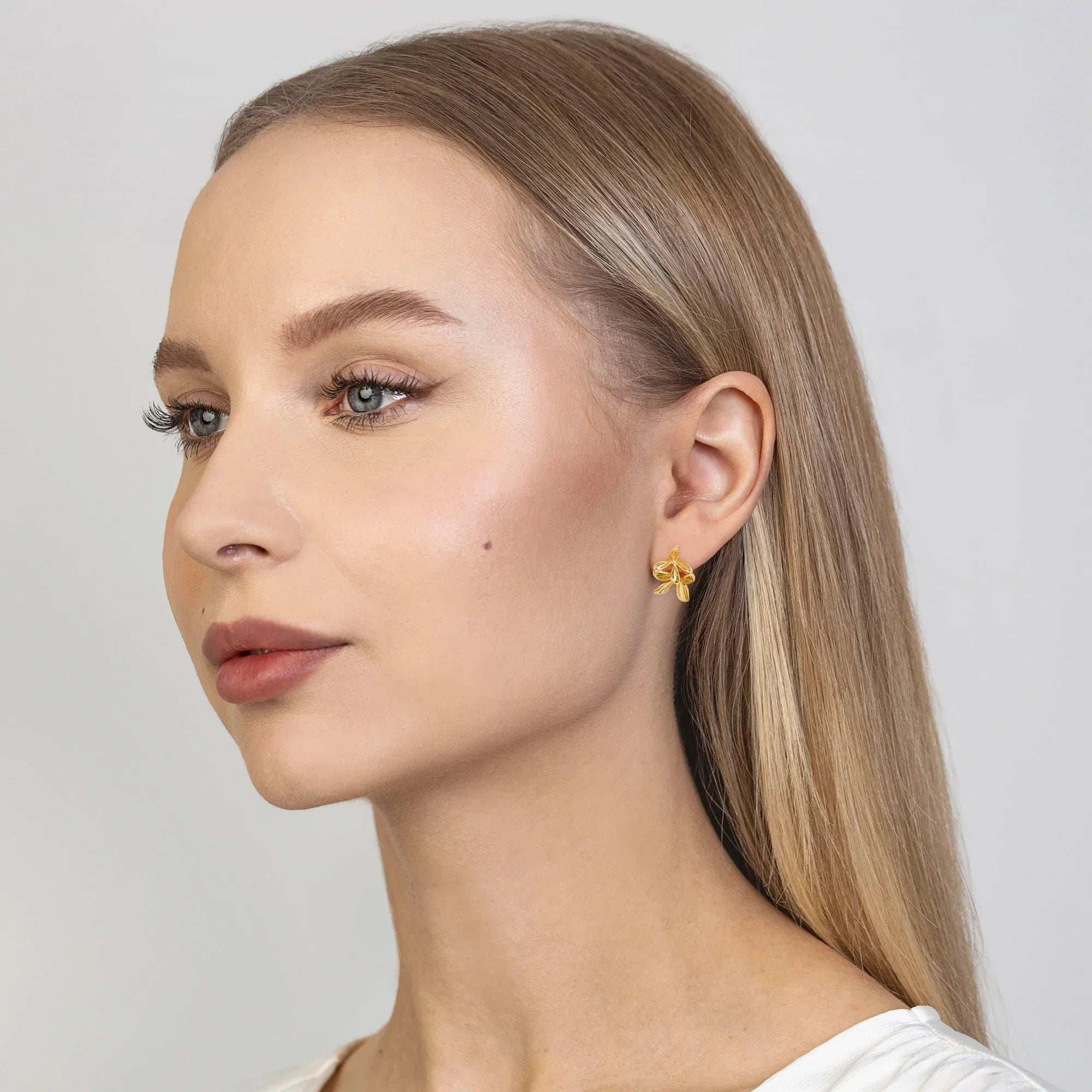 Gold-Plated Silver (925) Earrings | Linked Flower Design |  GREMARI Jewelry