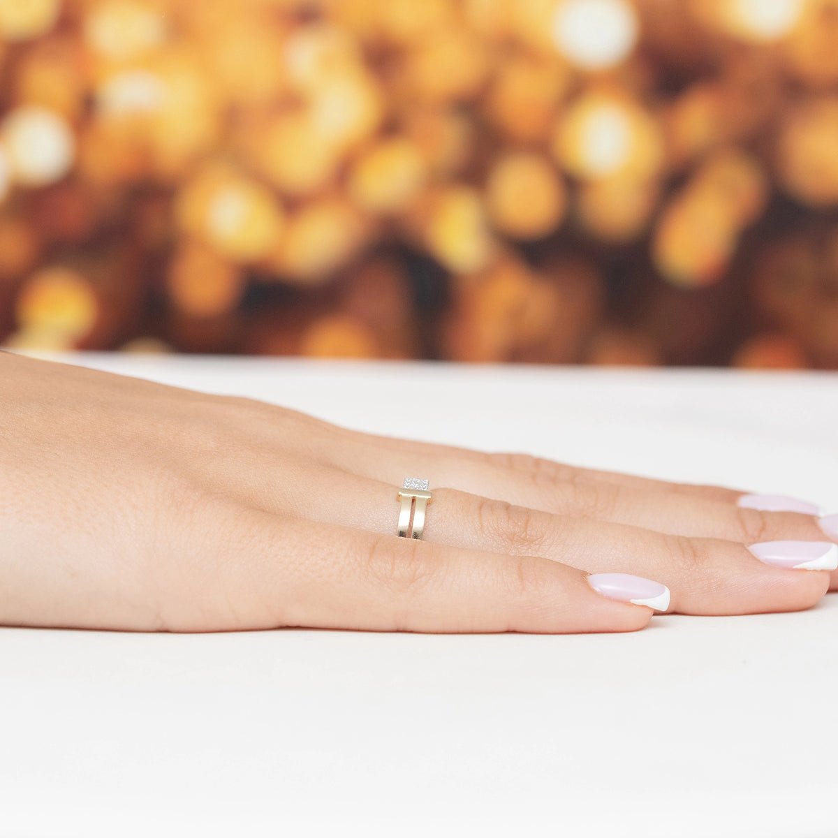 gold-ring-set-with-zirconia-ap093-585-b