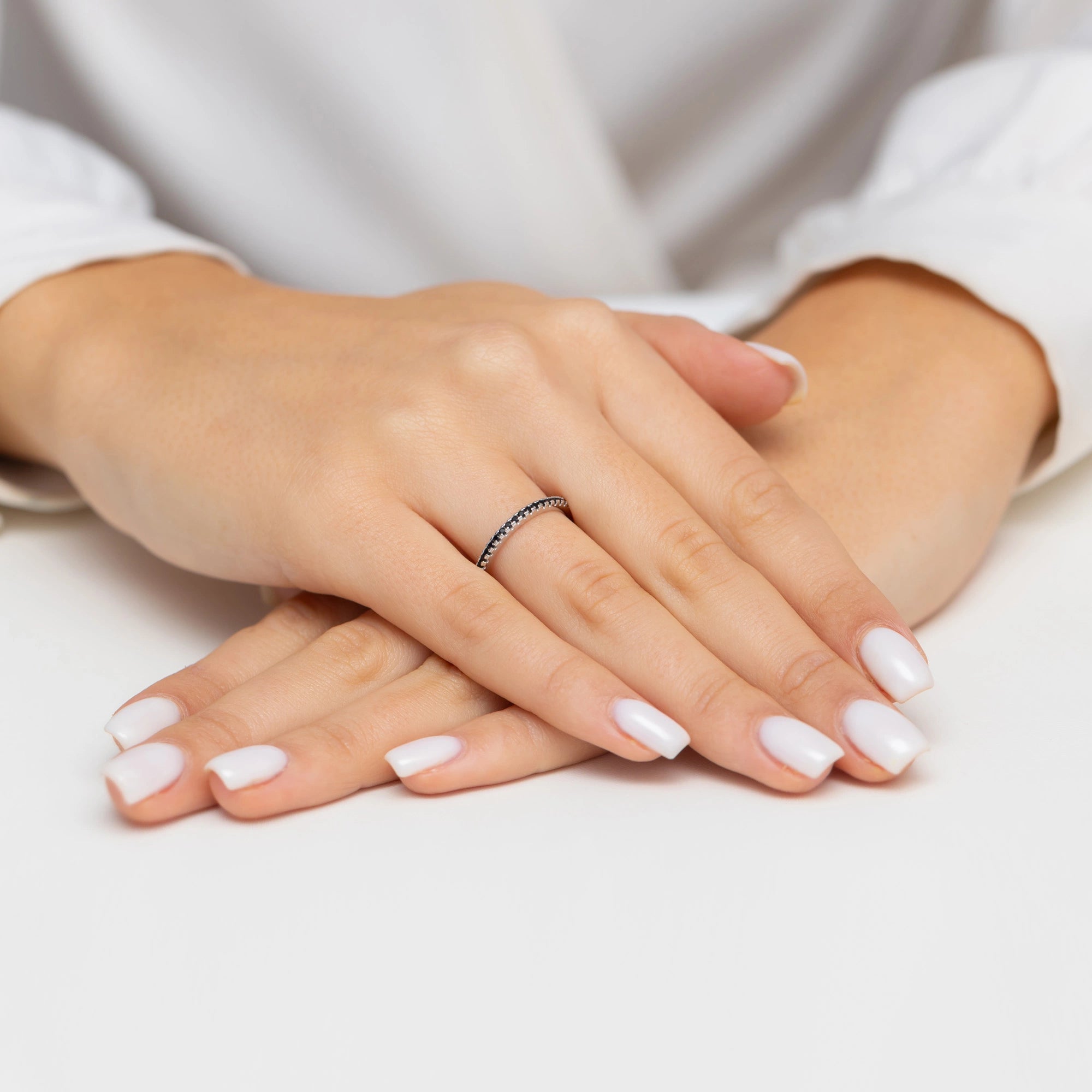 silver-ring-with-black-zirconia-ap128-925-czs