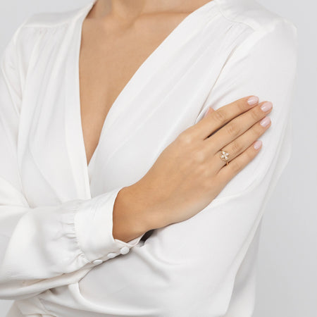 gold-ring-with-zirconia-flower-ap190-585-b