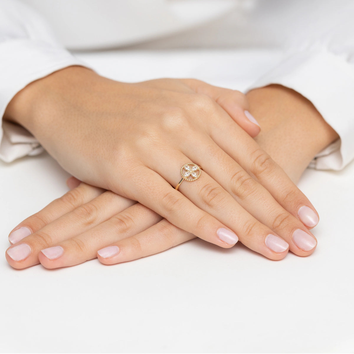 gold-ring-with-zirconia-flower-ap190-585-b