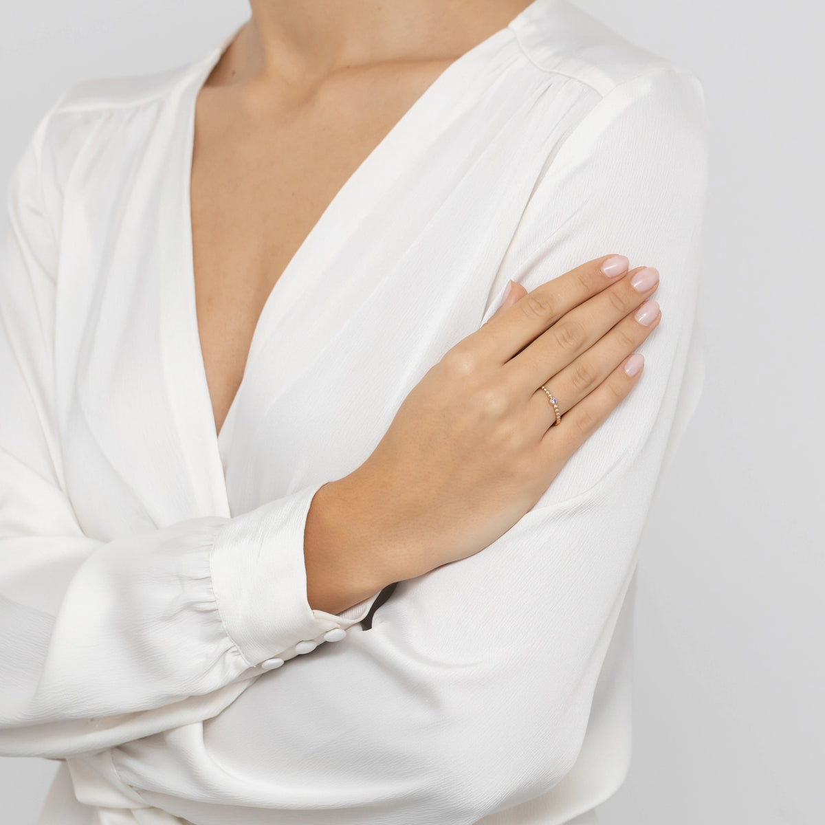 gold-ring-with-violet-zirconia-beads-ap191-585-f