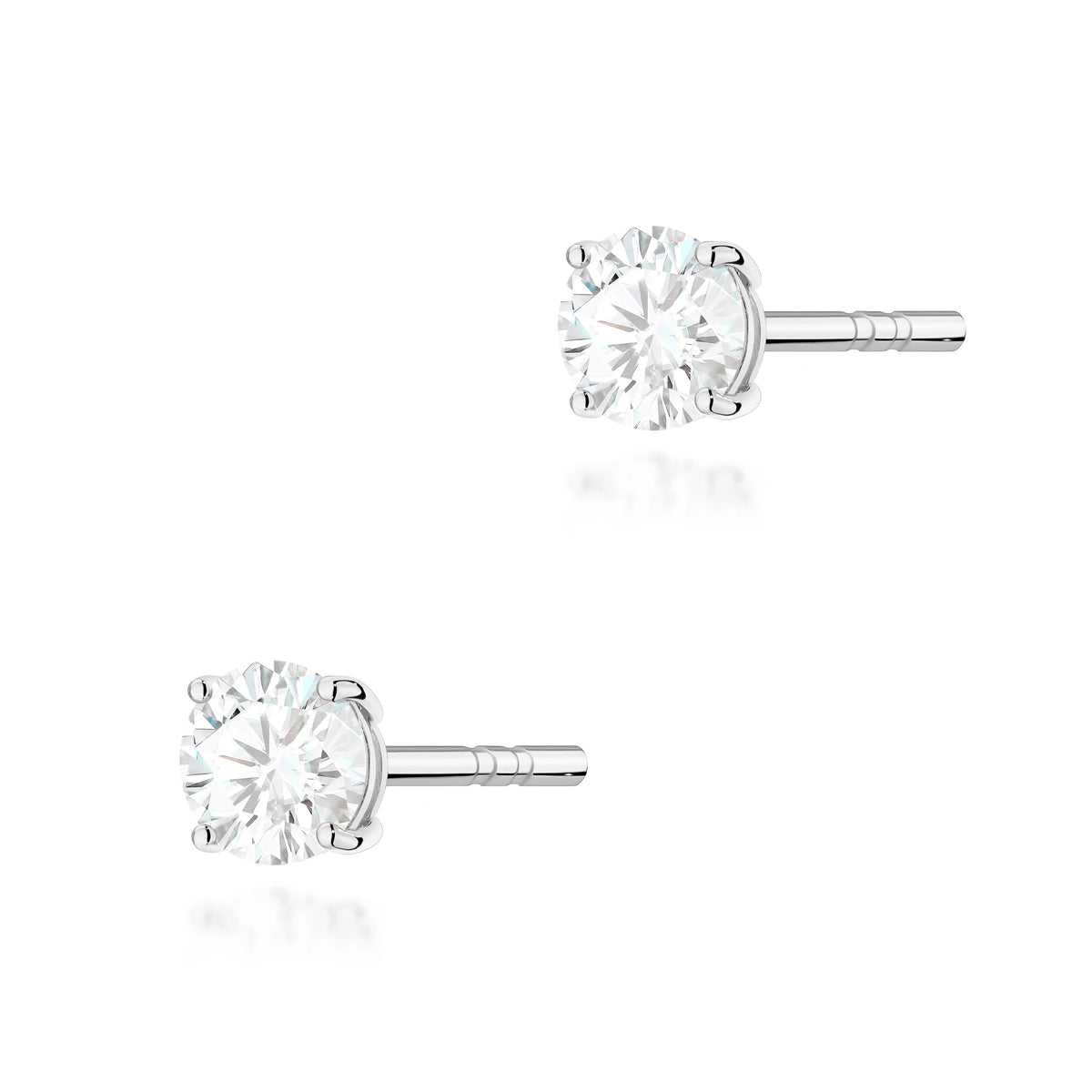 White Gold Stud Earrings with 2 × 0,30ct Round Diamonds | 585 (14k) White Gold Stud Earrings