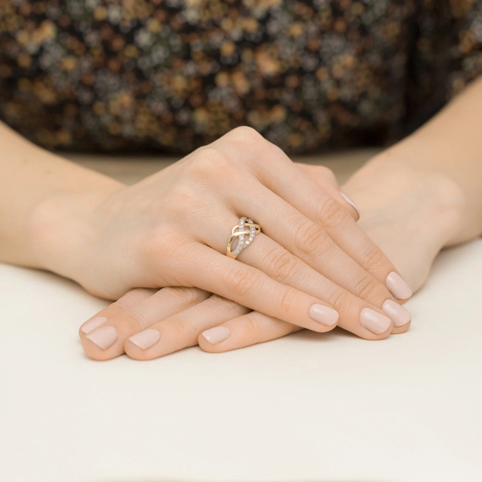 two-color-gold-weaved-ring-with-zirconia-ep082-585