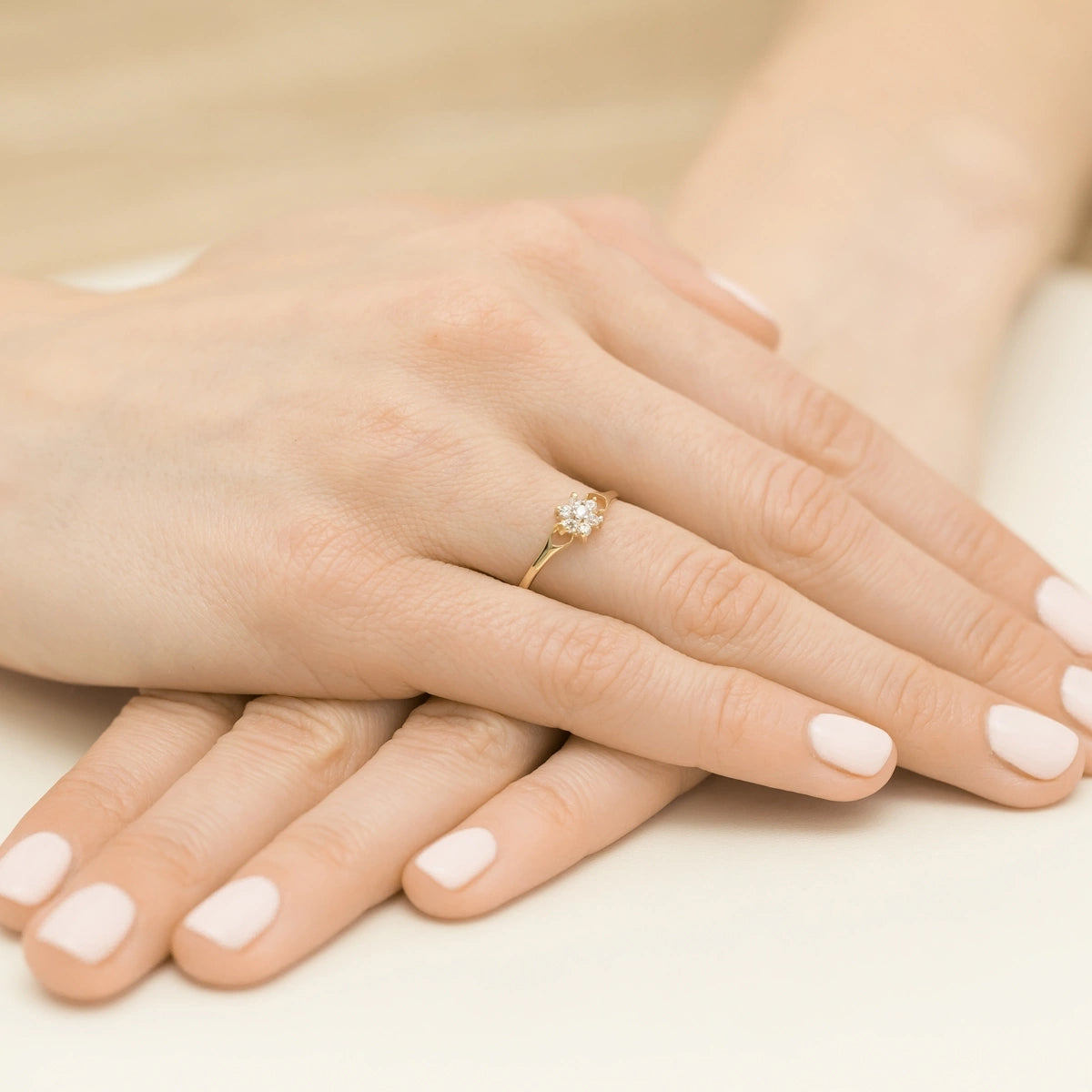 gold-ring-with-zirconia-flower-ep091-585