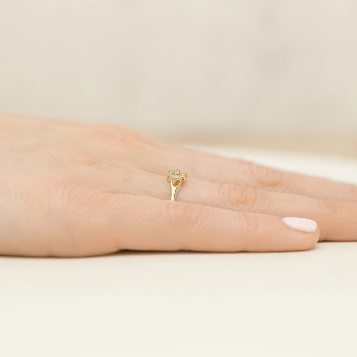 gold-ring-with-zirconia-flower-ep091-585