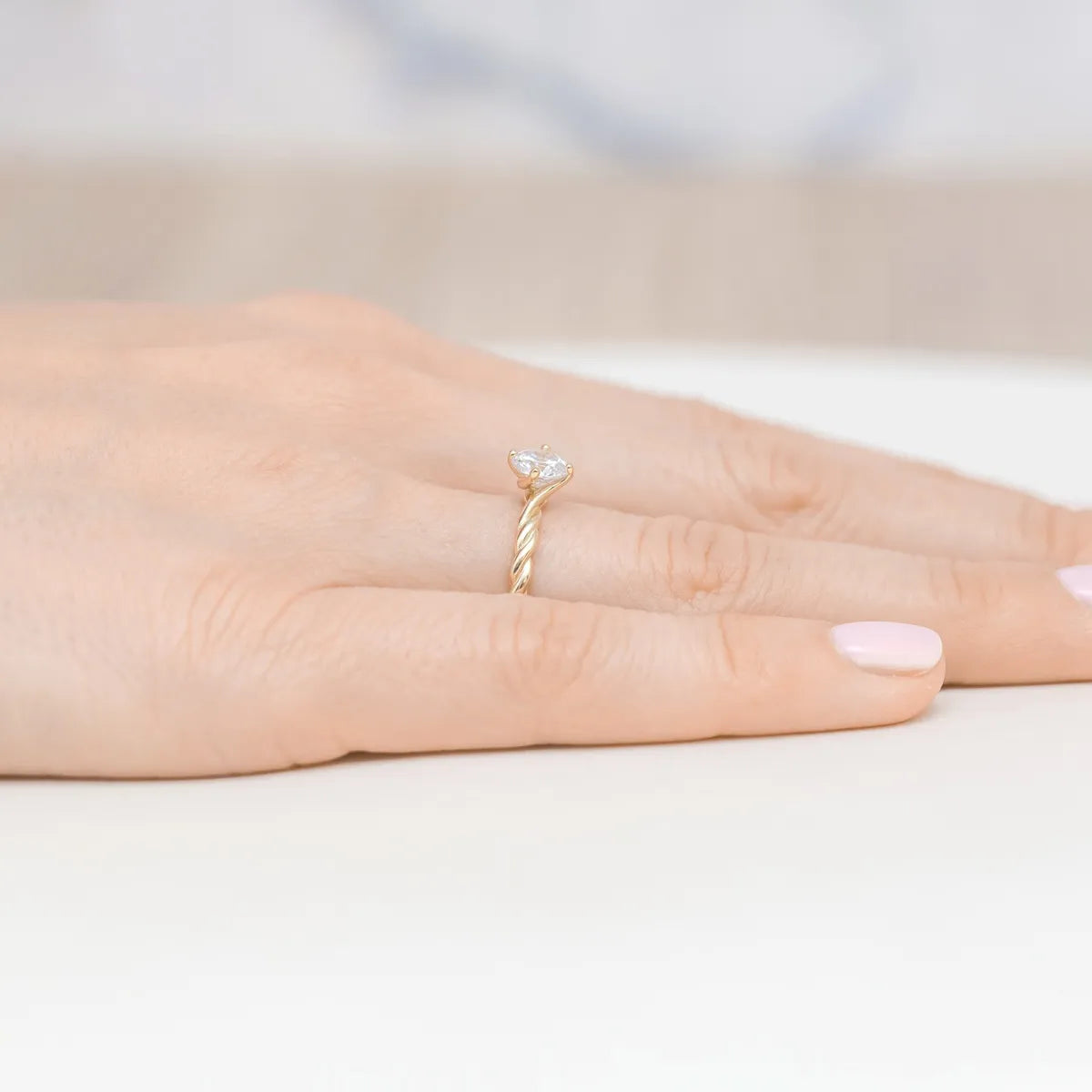 gold-plated-silver-ring-with-zirconia-jp017-925-z