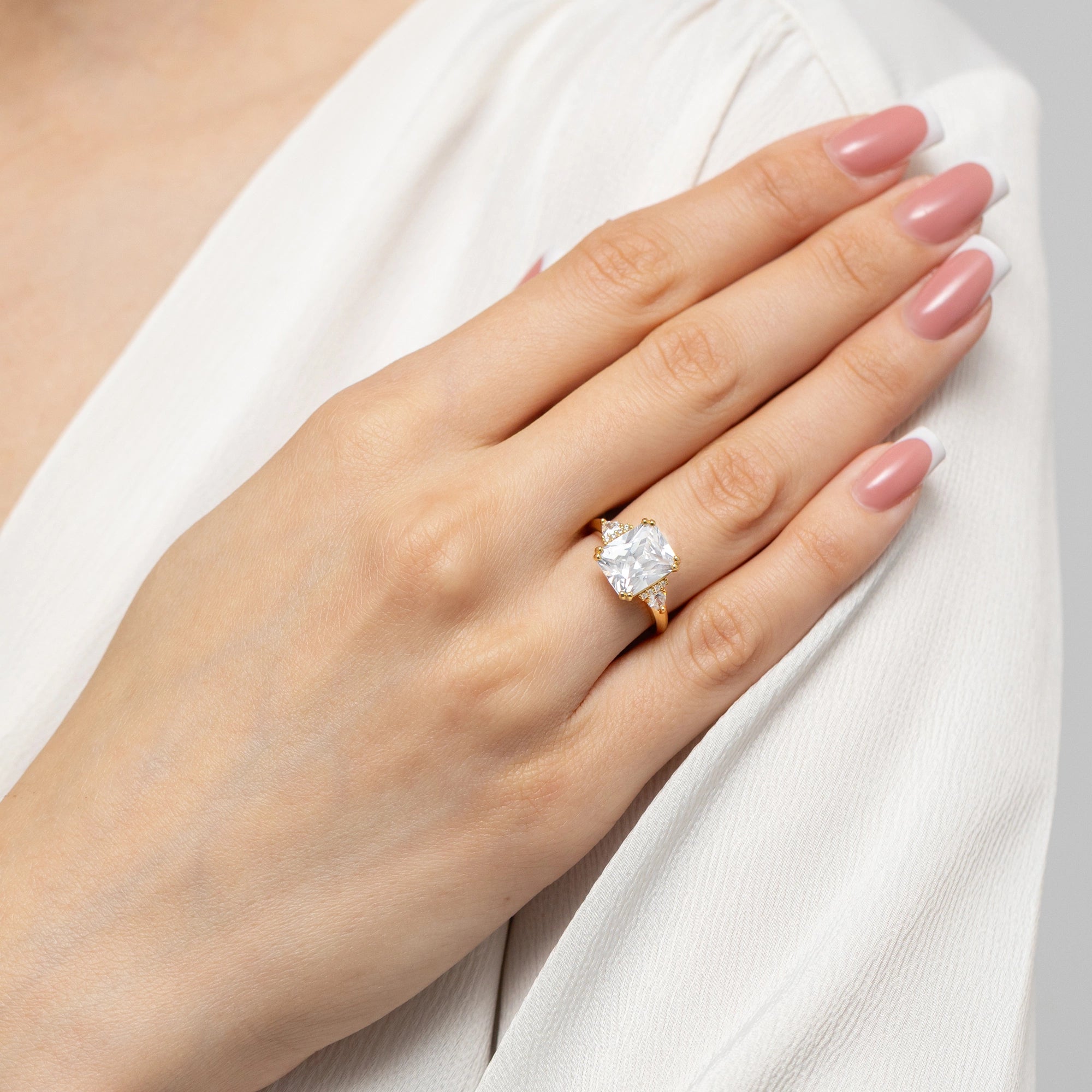 silver-ring-with-zirconia-jp075-925-bz