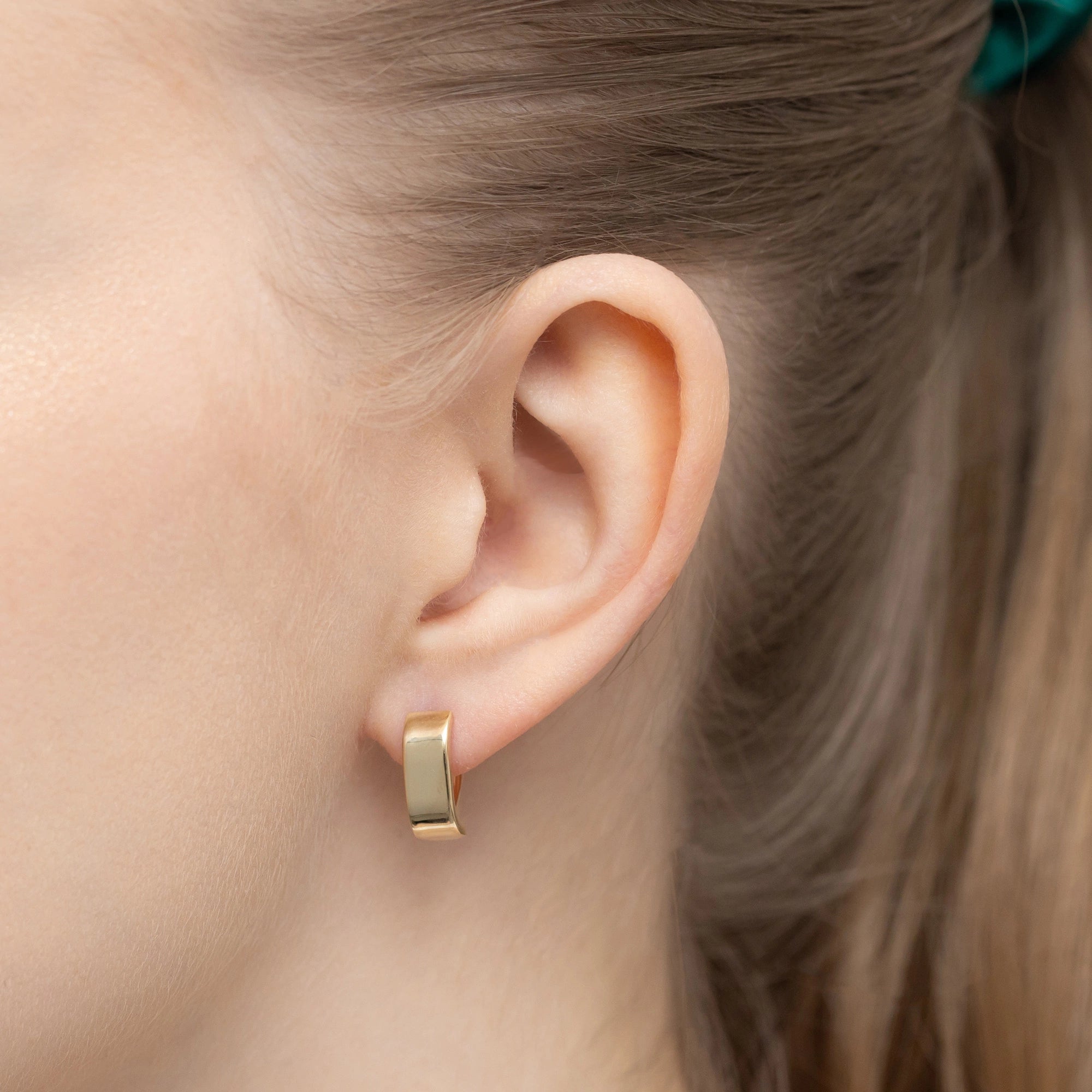 zlaté náušnice s anglickým zapínáním k-gw-675-585