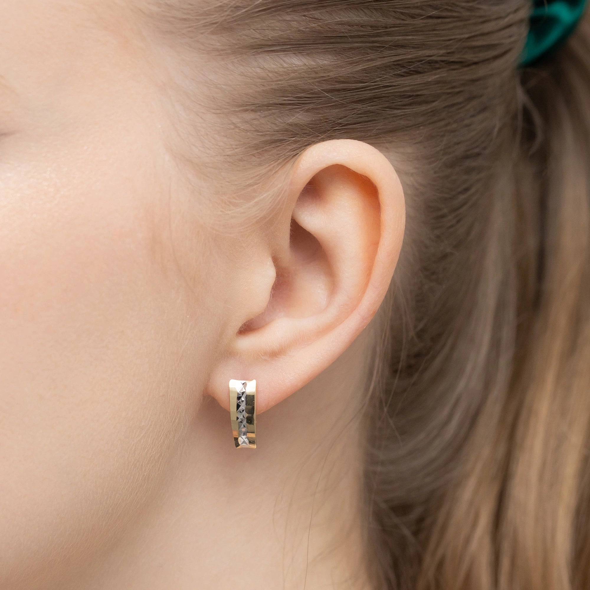 two-color-gold-earrings-with-english-clasp-squares-k-gw-682-585