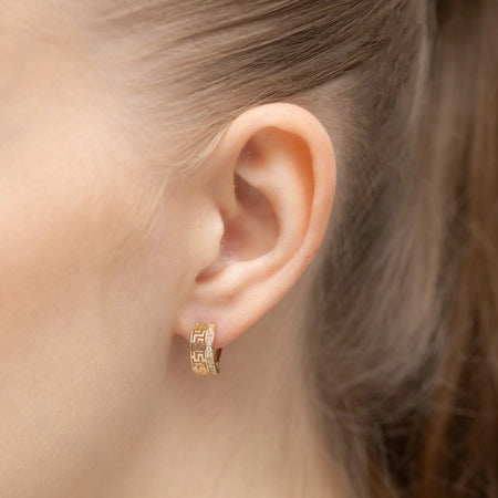 gold-english-clasp-earrings-with-zirconia-k022-14k-585-b