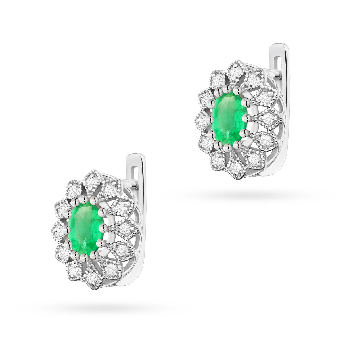 zlaté náušnice se 2 × 0,40 ct smaragdy a 0,206 ct doplňujícími diamanty k0354-emg-01