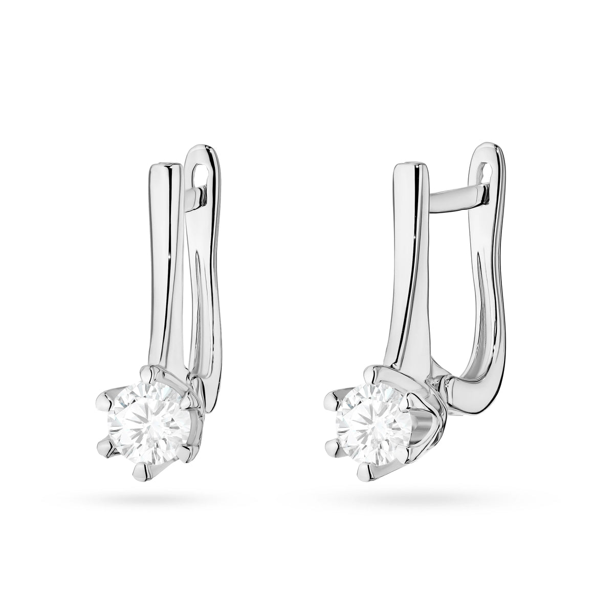zlaté náušnice se 2 x 0,30 ct laboratorně pěstovanými diamanty k0520-ldw-01