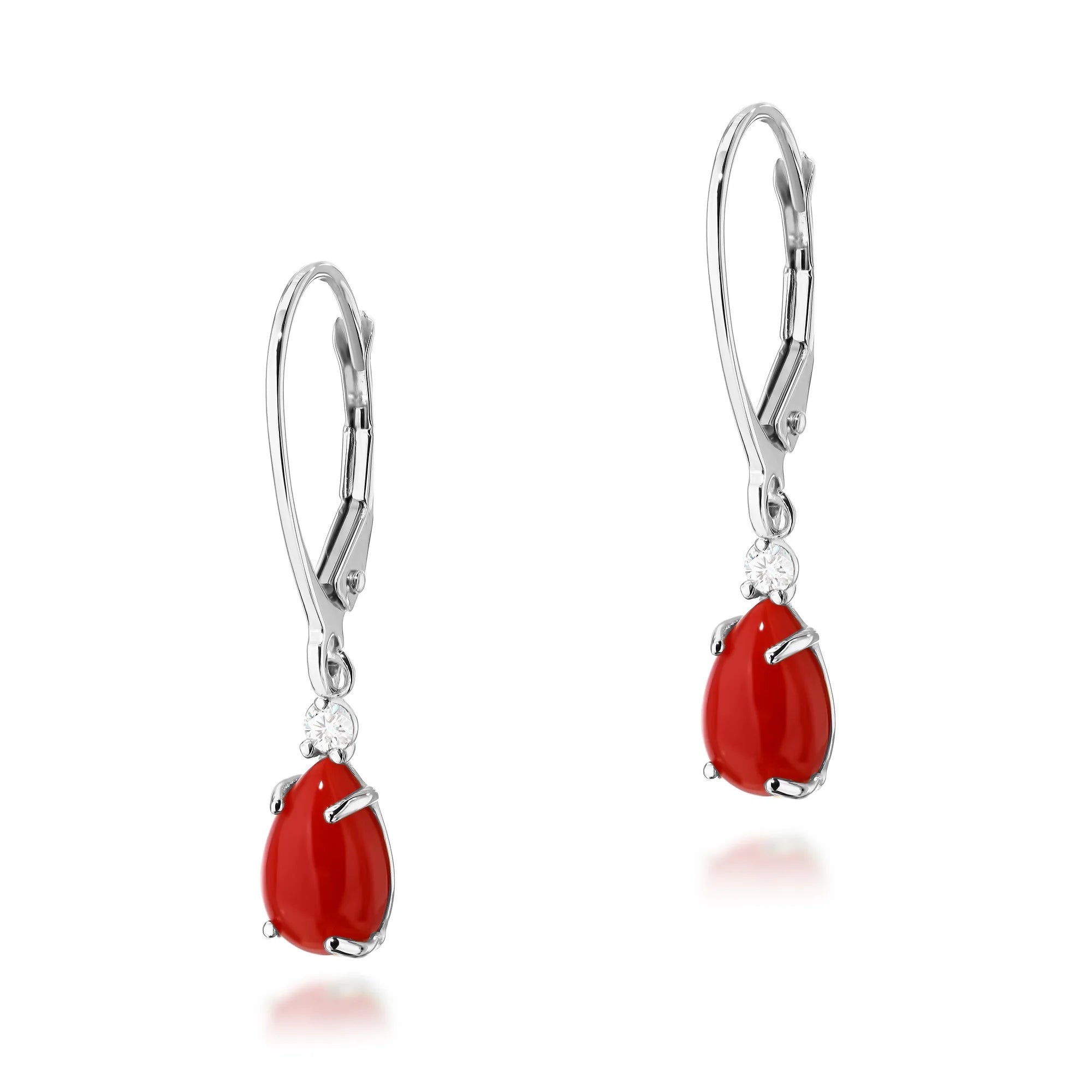 gold-earrings-with-2-x-0-65ct-coral-and-0-06ct-additional-diamonds-k0570-cor-01