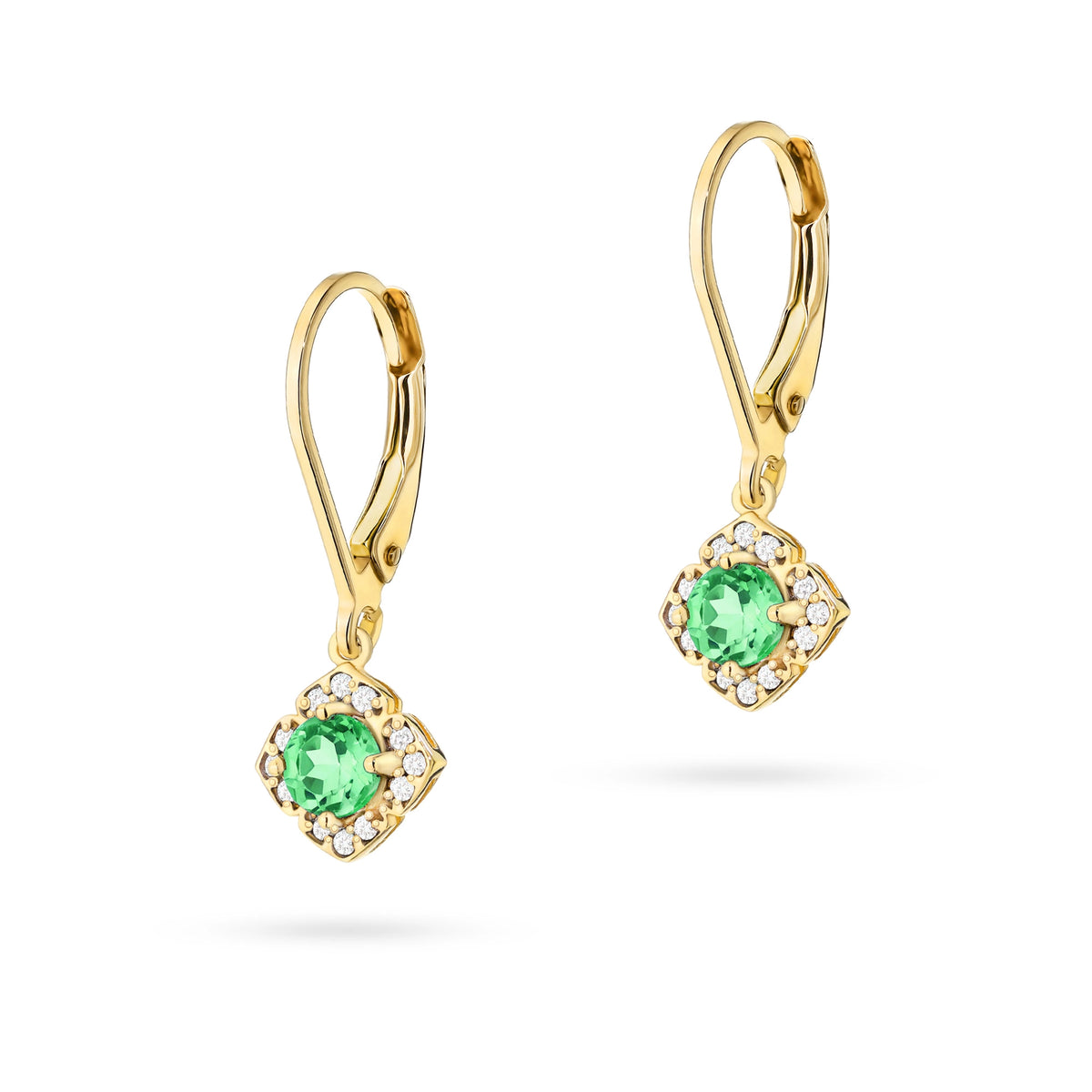 zlaté náušnice se 2 × 0,30 ct smaragdy a 0,12 ct doplňujícími diamanty k0571-emg-01