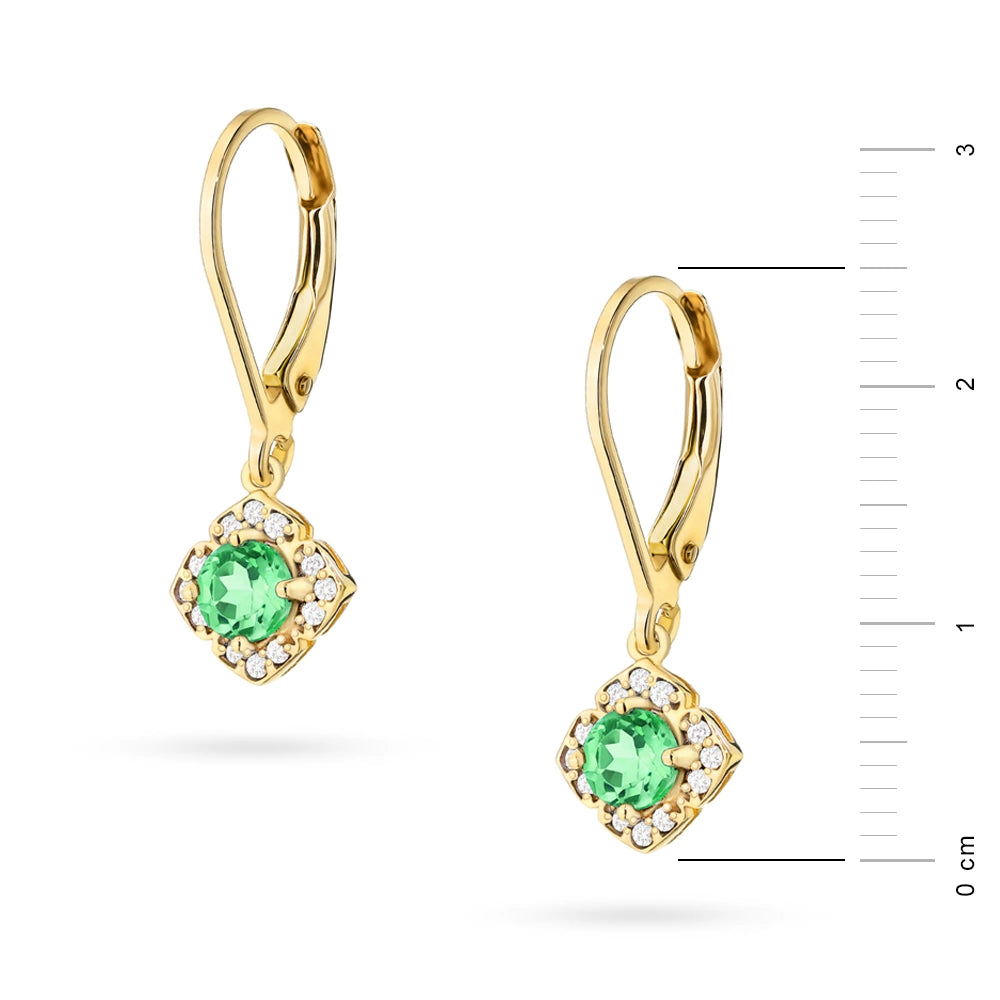 zlaté náušnice se 2 × 0,30 ct smaragdy a 0,12 ct doplňujícími diamanty k0571-emg-01
