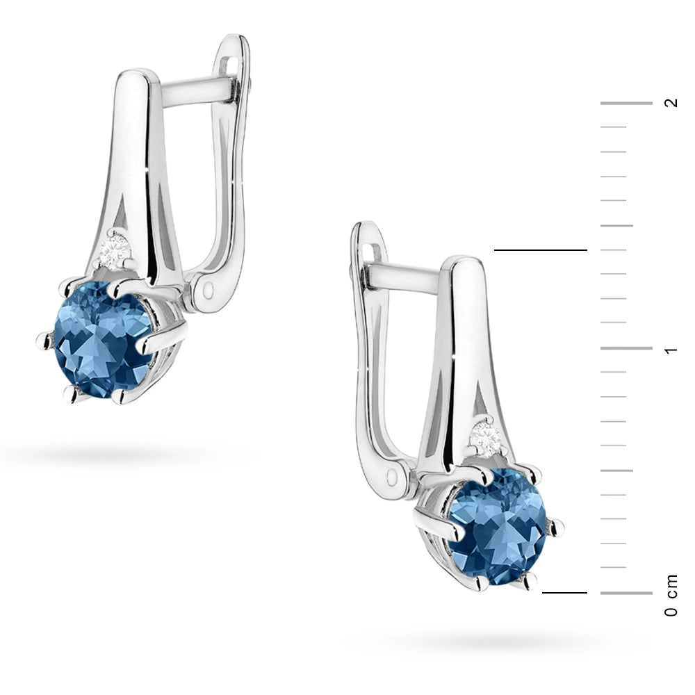 zlaté náušnice s 2 x 0,50 ct londýnskými modrými topazy a 0,029 ct doplňkovými diamanty k0572-tol-01