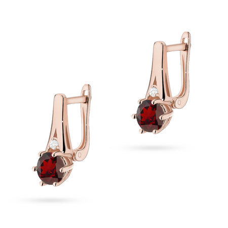 gold-earrings-with-2-x-0-50ct-garnets-and-0-029ct-additional-diamonds-k0572-gar-01