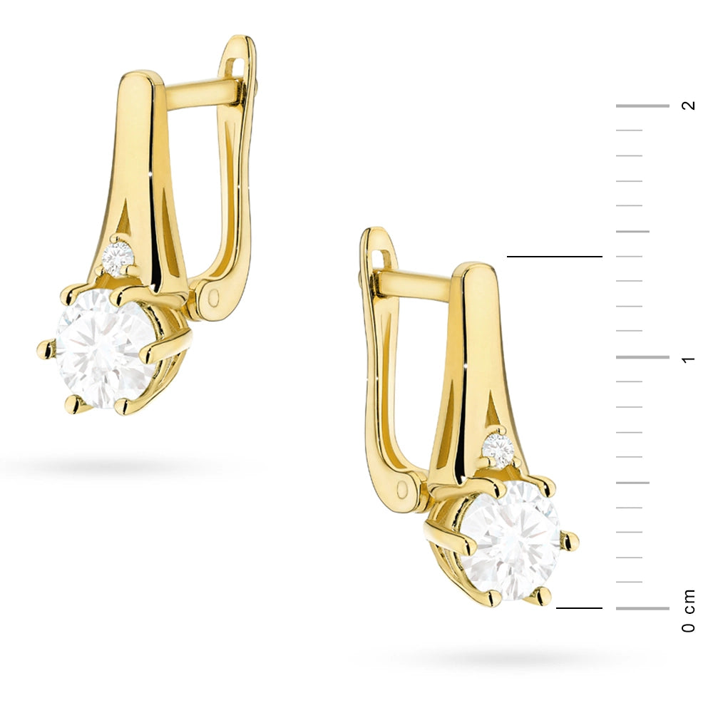zlaté náušnice se 2 x 0,60 ct bílými safíry a 0,029 ct doplňkovými diamanty k0572-saw-01