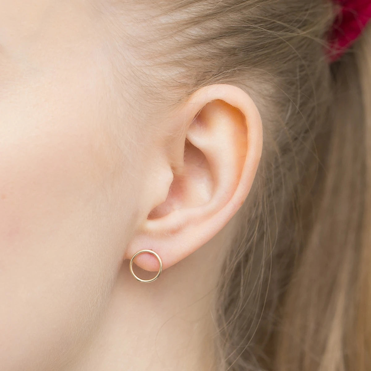 gold-stud-earrings-minimalistic-k1050-14k-585