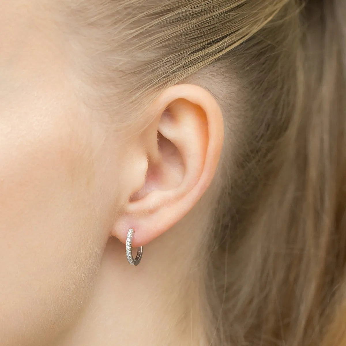 silver-creole-earrings-with-zirconia-k1245-925-bs