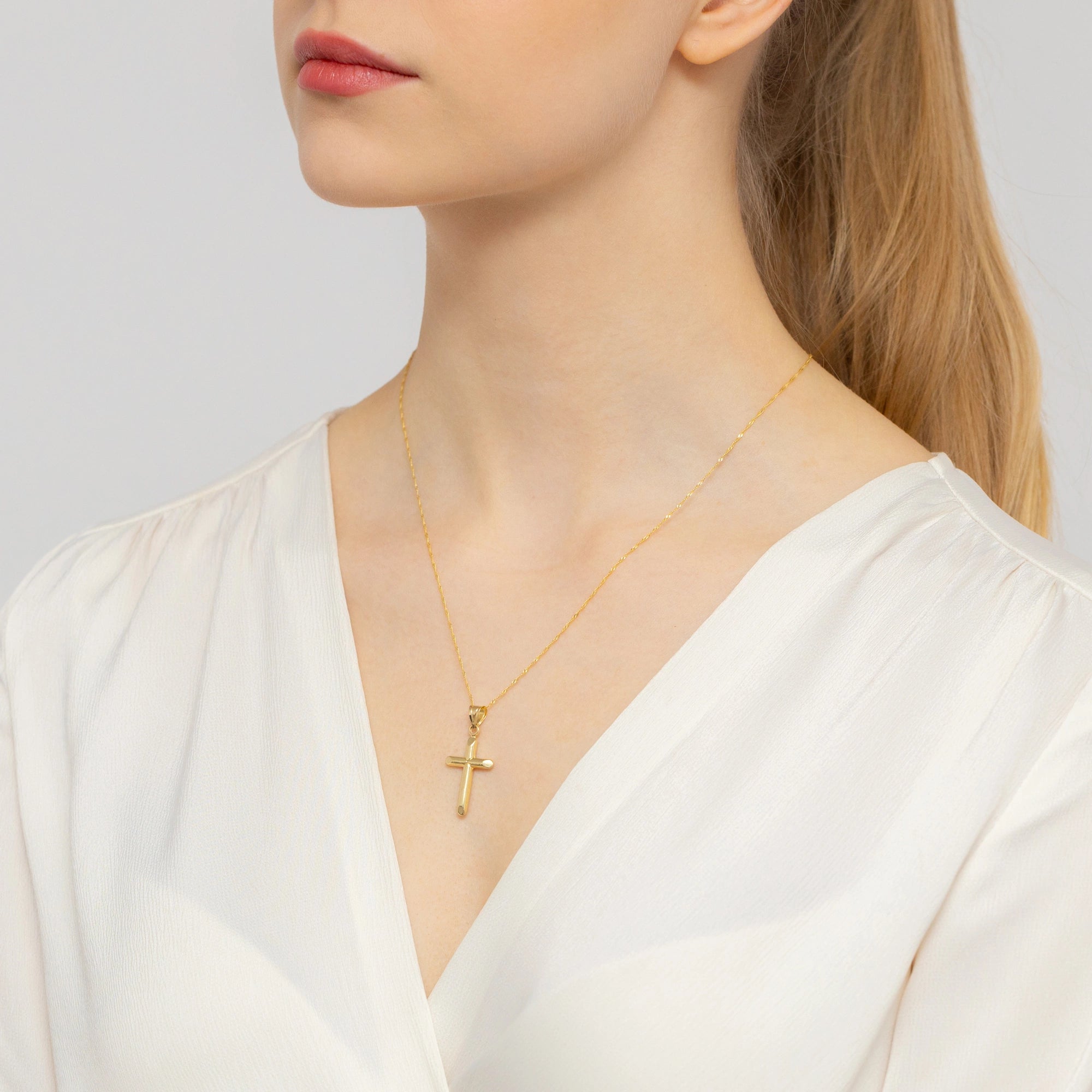 zlatý křížek s cyrkonií kr-gw-071-585