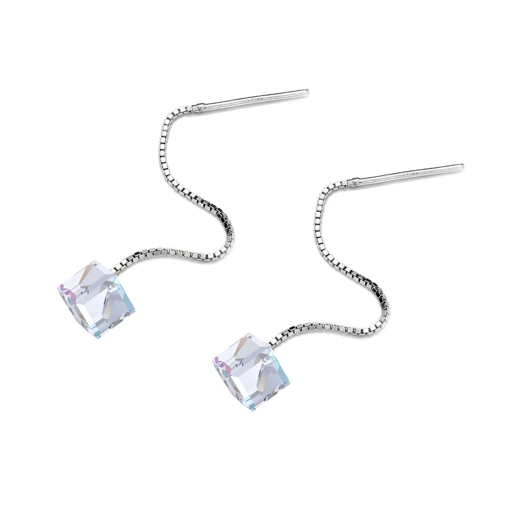 klasické-stříbrné-svatební-náušnice-se-swarovski-kameny-kw041