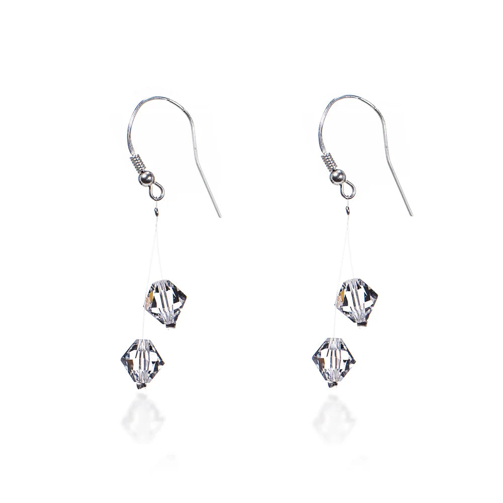 klasické-stříbrné-svatební-náušnice-se-swarovski-kryštály-kw081