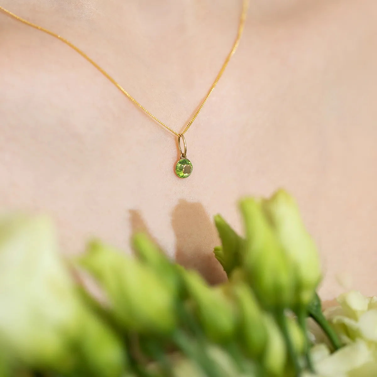 gold-curb-chain-0-7mm-l034-585