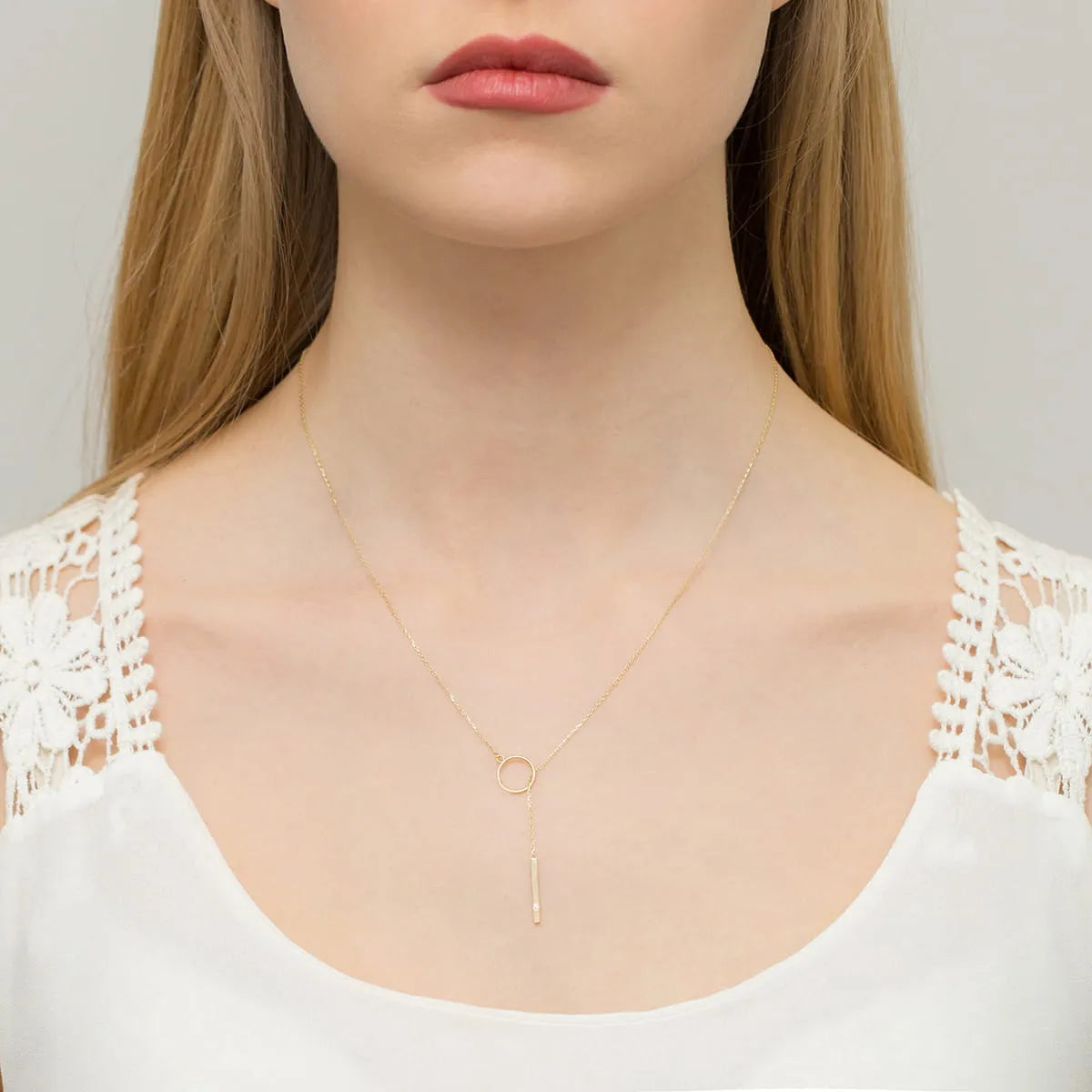 zlatý-náhrdelník-s-diamantem-0-015ct-n0049-diw-01