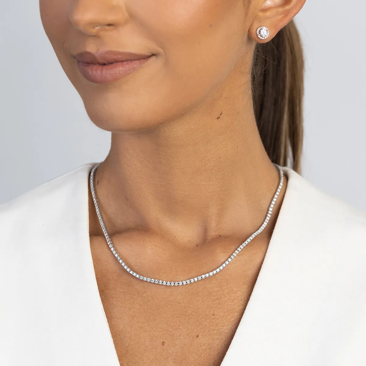 gold-necklace-with-3-38ct-lab-grown-diamonds-n0076-ldw-01