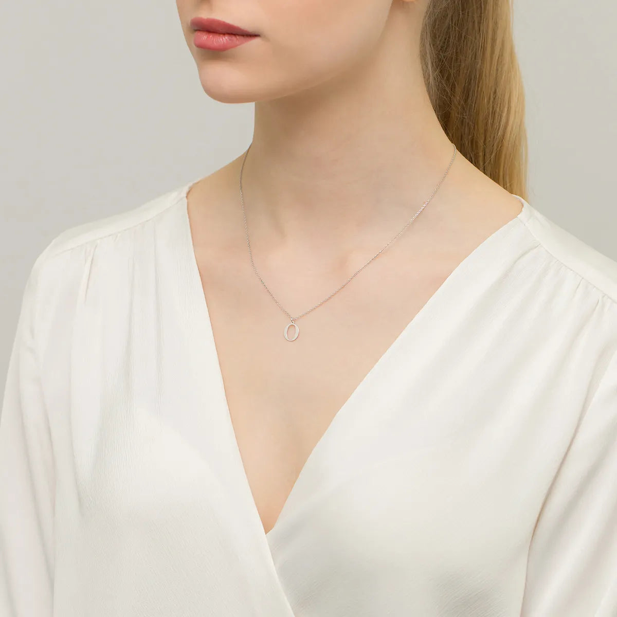 silver-necklace-letter-o-n773-925-s-o