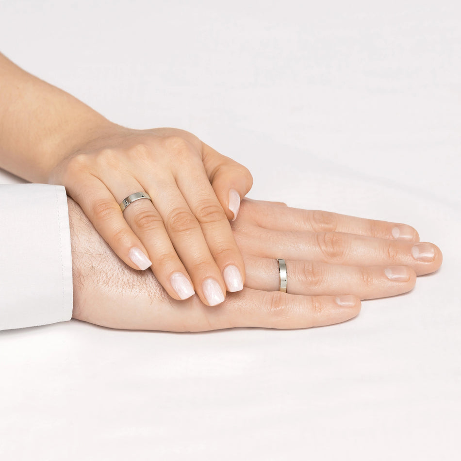 Classic Flat Beveled Single White Gold Wedding Band Ring 4mm