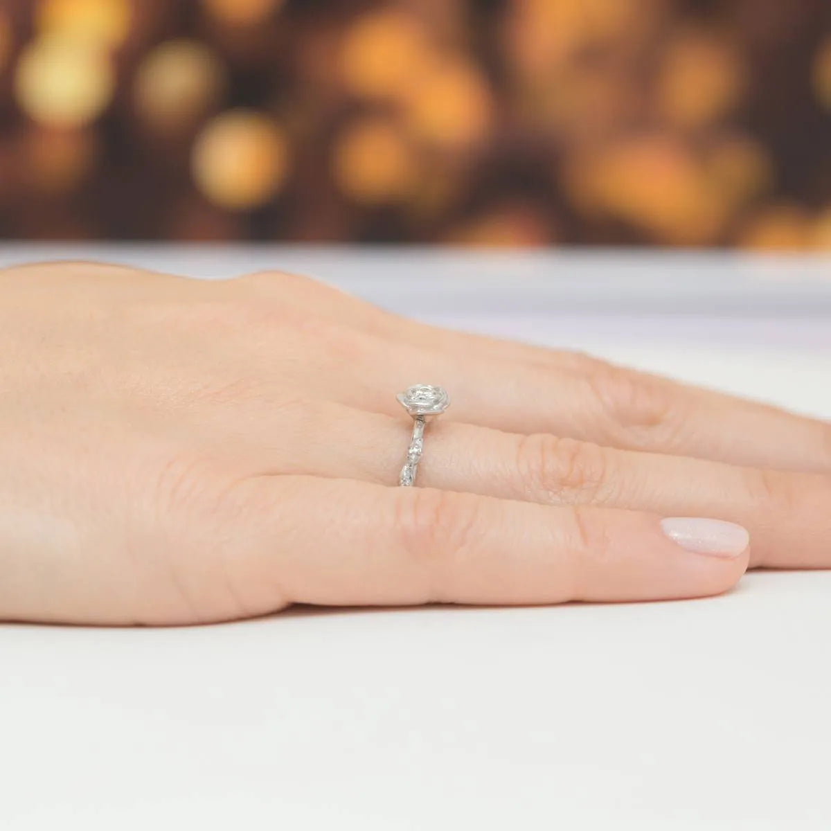 zlatý prsten s diamanty 0,08 ct a 4×0,005 ct p027-b0-10