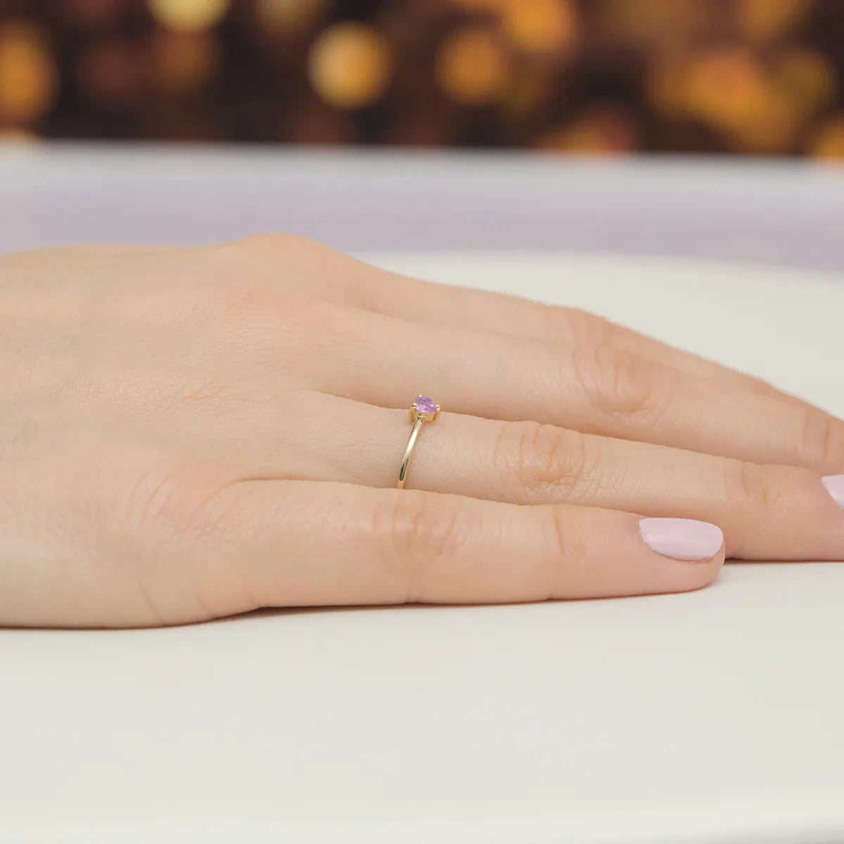zlatý-prsten-s-0-10ct-ametystem-p129-585-a0-10