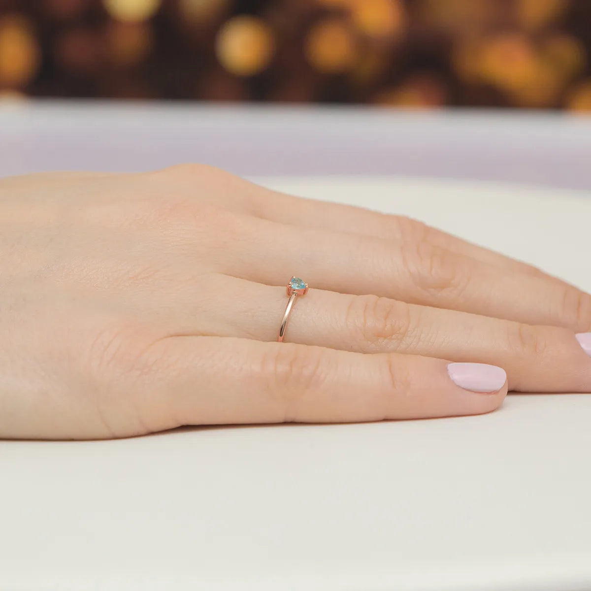 prsten-ze-zlata-s-topazem-0-12ct-p129-585-t0-12