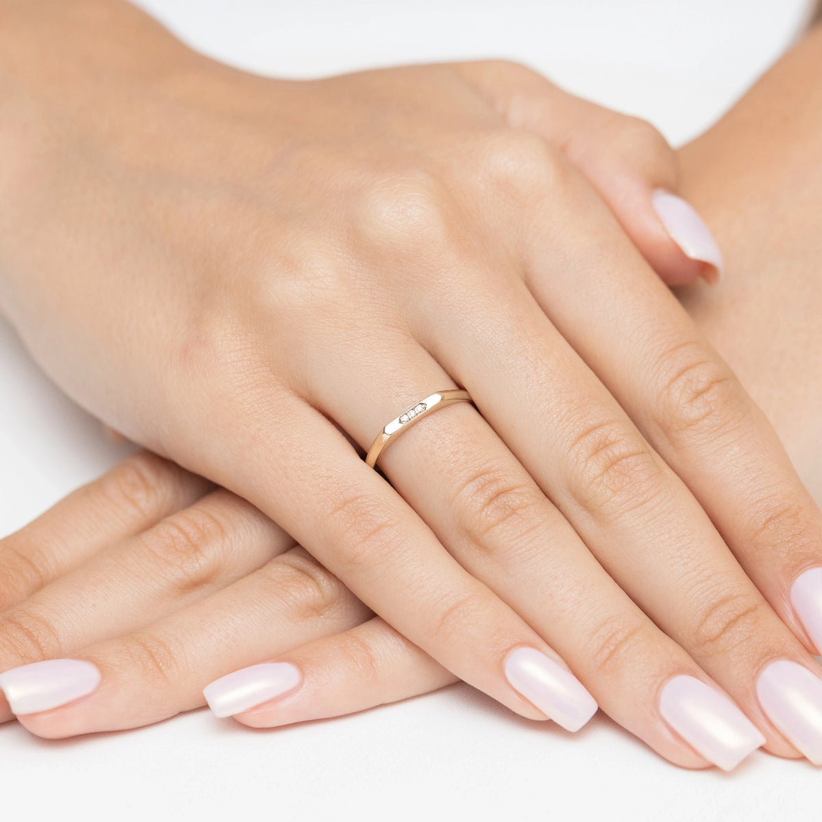 14k-gold-ring-with-zirconia-p166-585-b