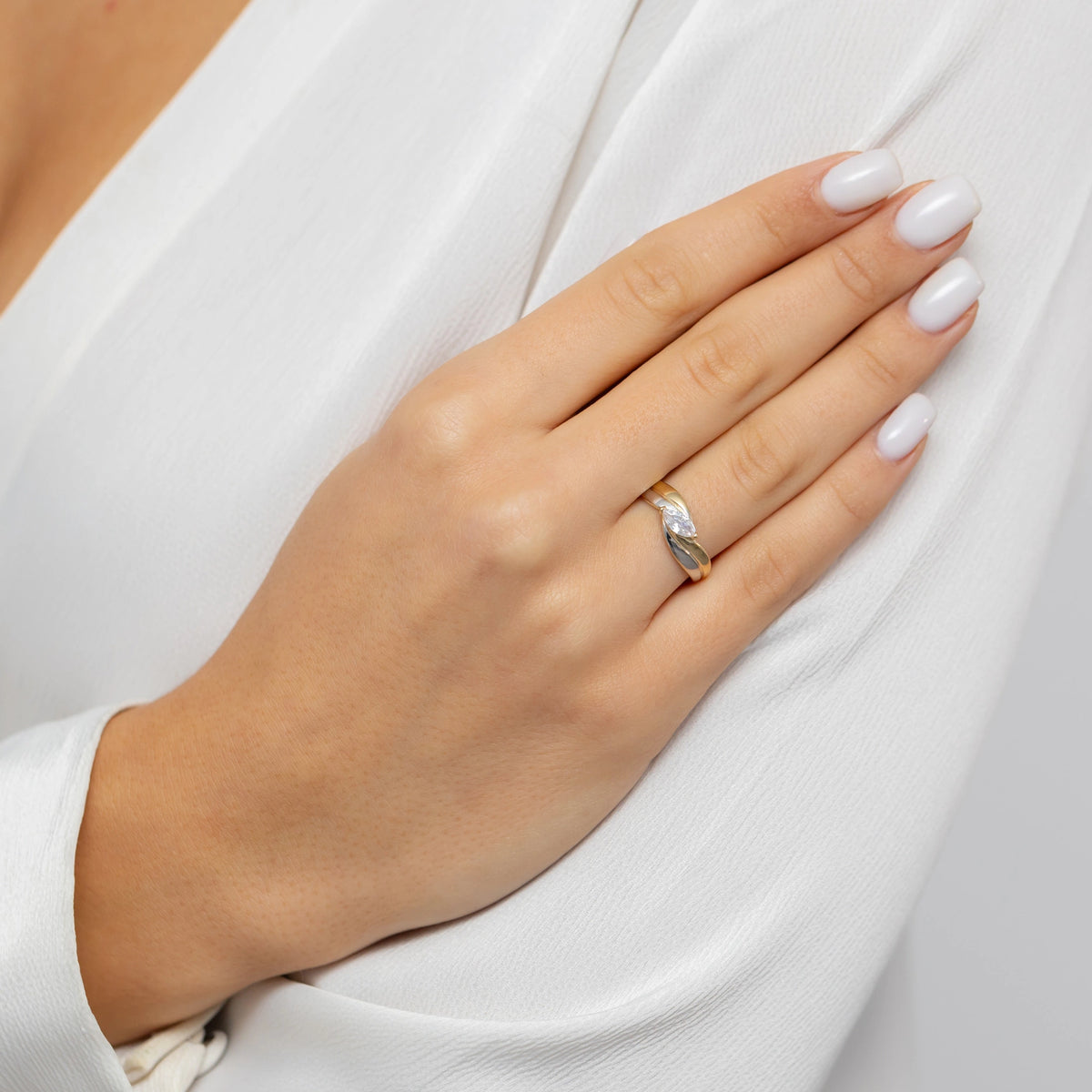 14k-gold-ring-with-zirconia-waves-p170-585-b